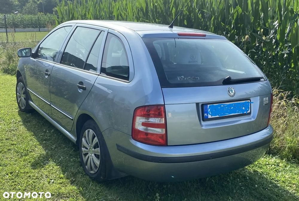 Skoda Fabia 1.4 16V Classic + - 3