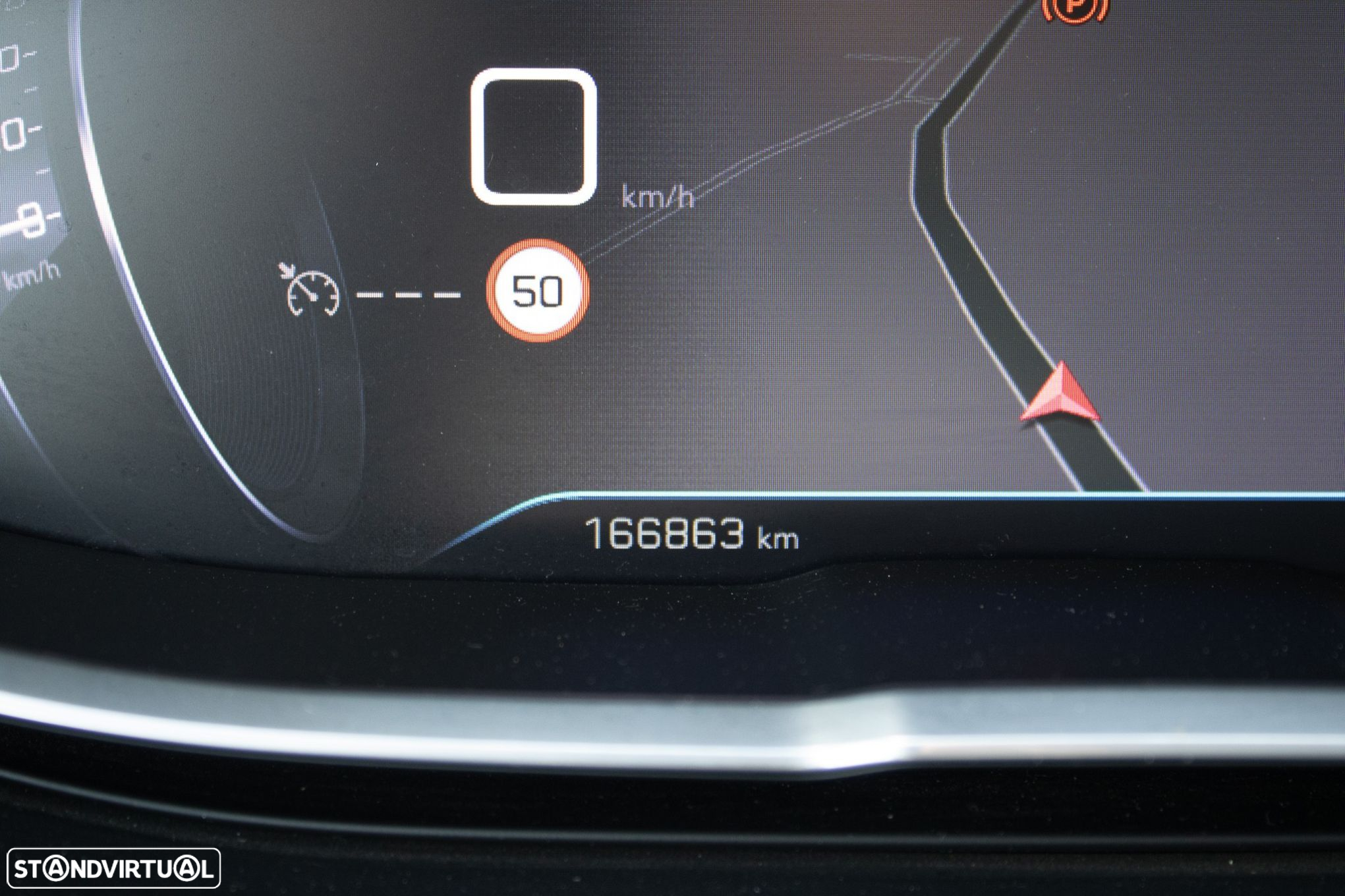 Peugeot 3008 1.6 BlueHDi Allure EAT6 J18 - 38