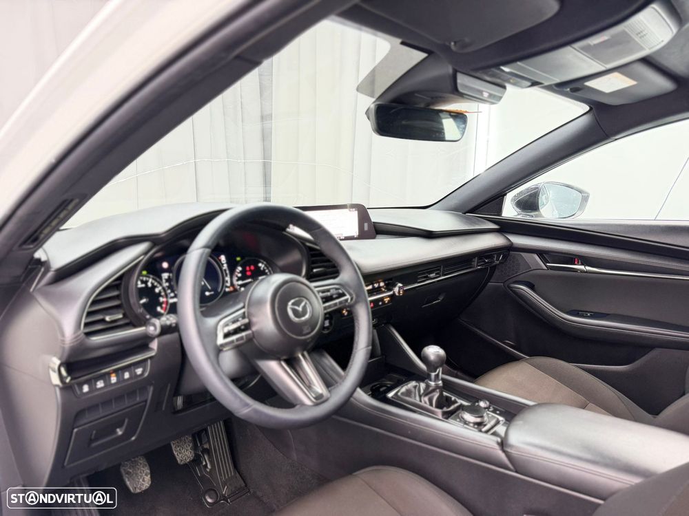 Mazda 3 e-SKYACTIV-G 122 M HYBRID HOMURA - 17