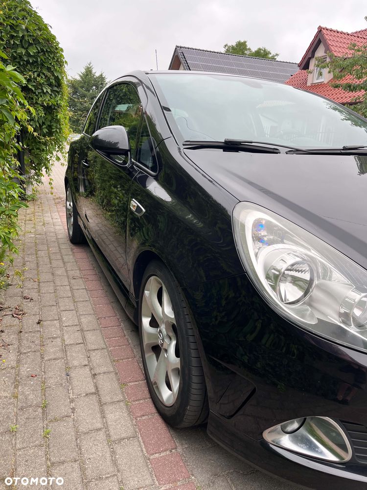 Opel Corsa 1.6T OPC - 4