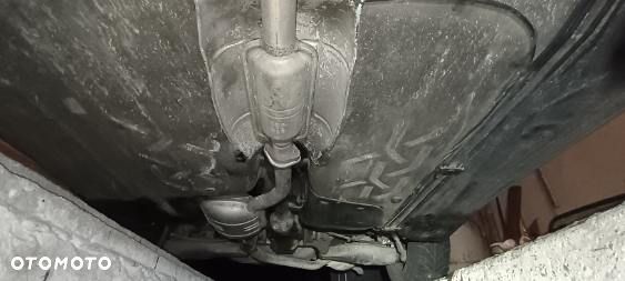 Mercedes-Benz W201 (190) - 15