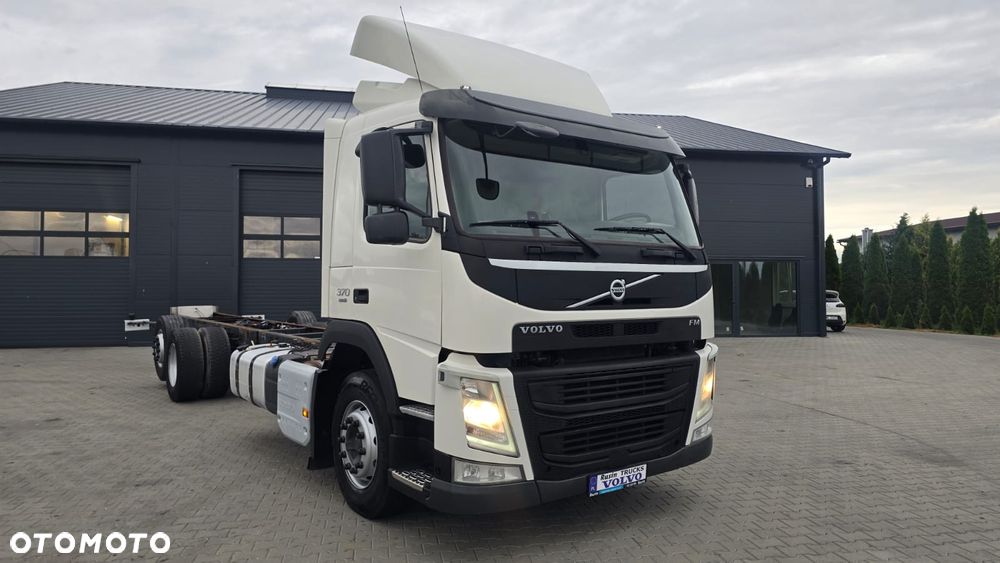 Volvo FM 370 6x2 rama do zabudowy, beczka asenizacyjna mleko laweta full air oś skrętna niski przebieg! - 6