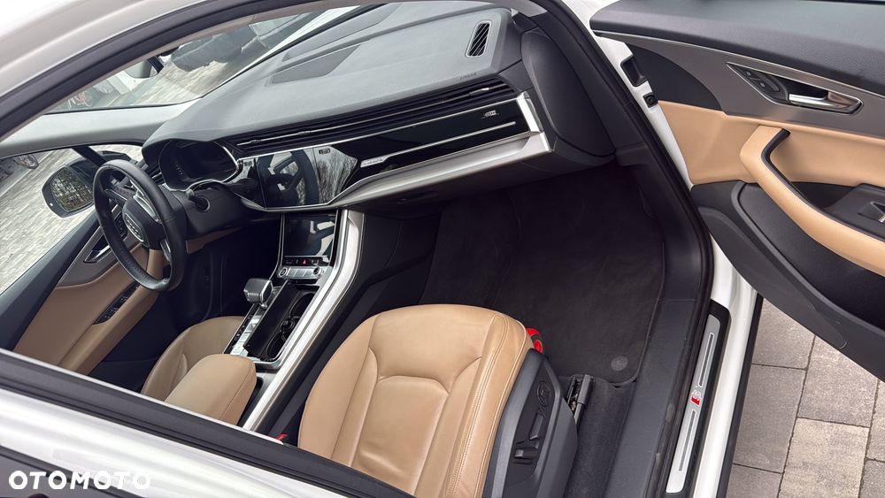 Audi Q7 - 6
