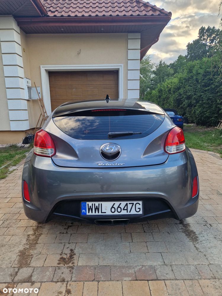 Hyundai Veloster 1.6 Premium - 4