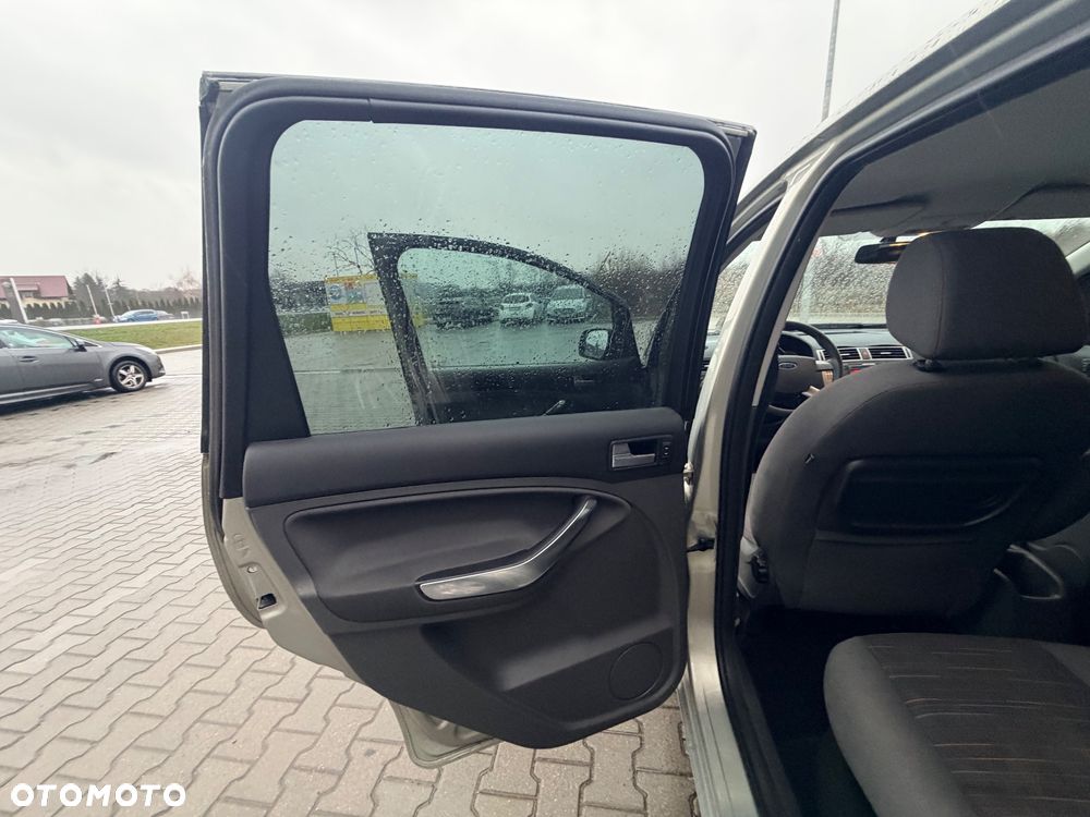 Ford C-MAX 1.8 Gold X - 13