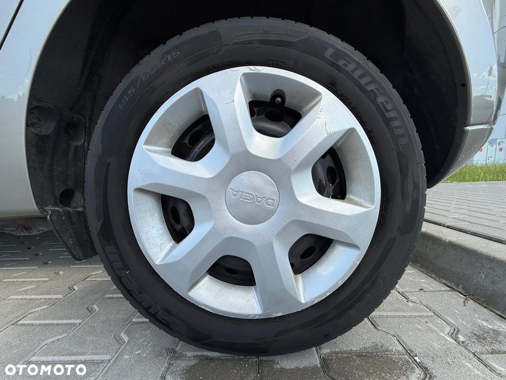 Dacia Sandero 1.2 16V Laureate - 7