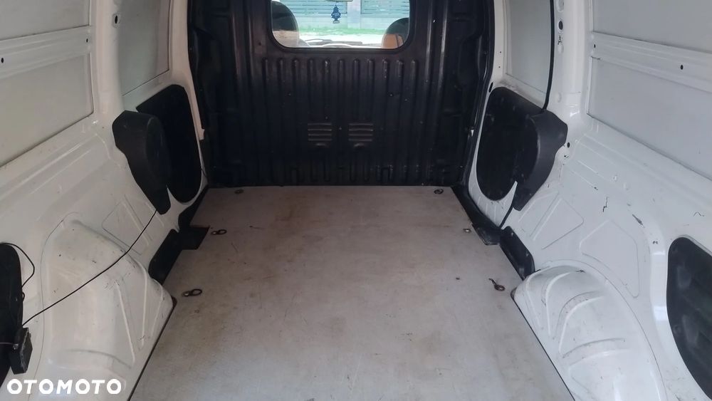 Fiat Doblo 1.9 JTD SX - 24