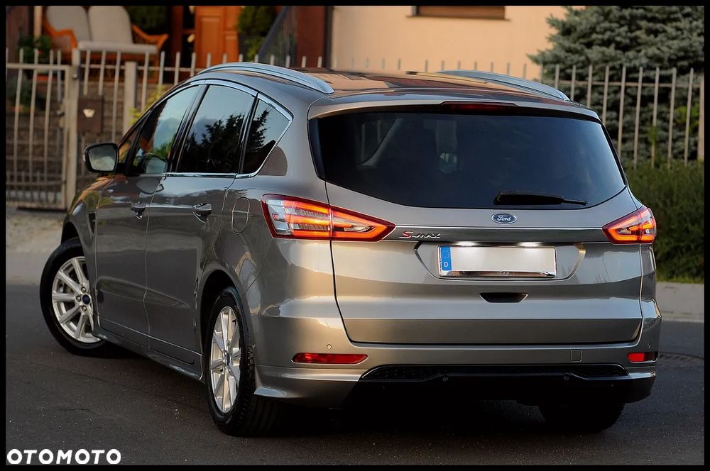 Ford S-Max - 18