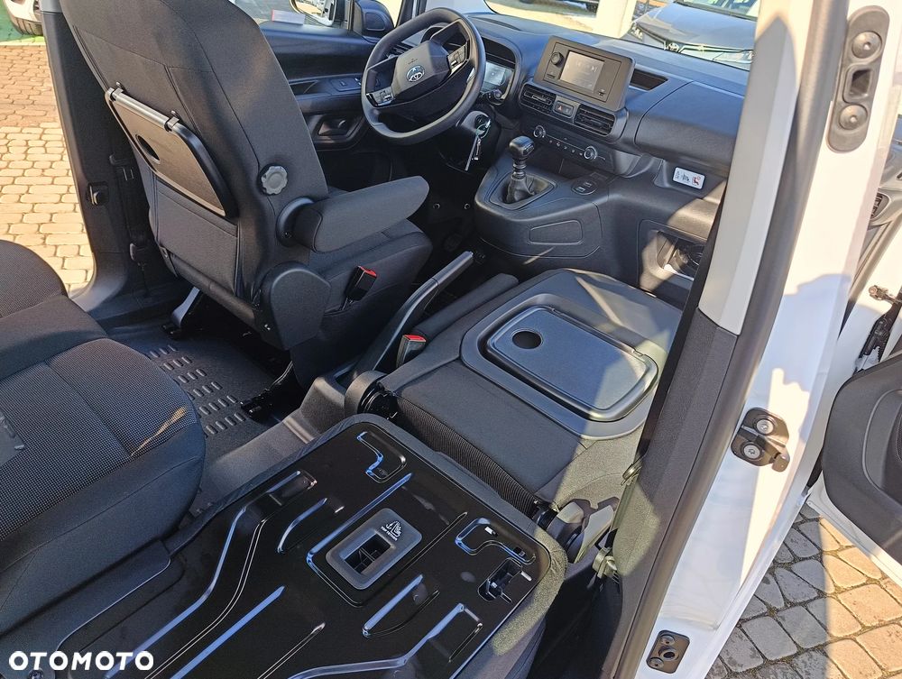 Toyota Proace City - 11