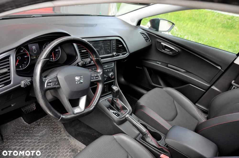 Seat Leon Sportstourer 2.0 TDI DPF DSG FR - 27