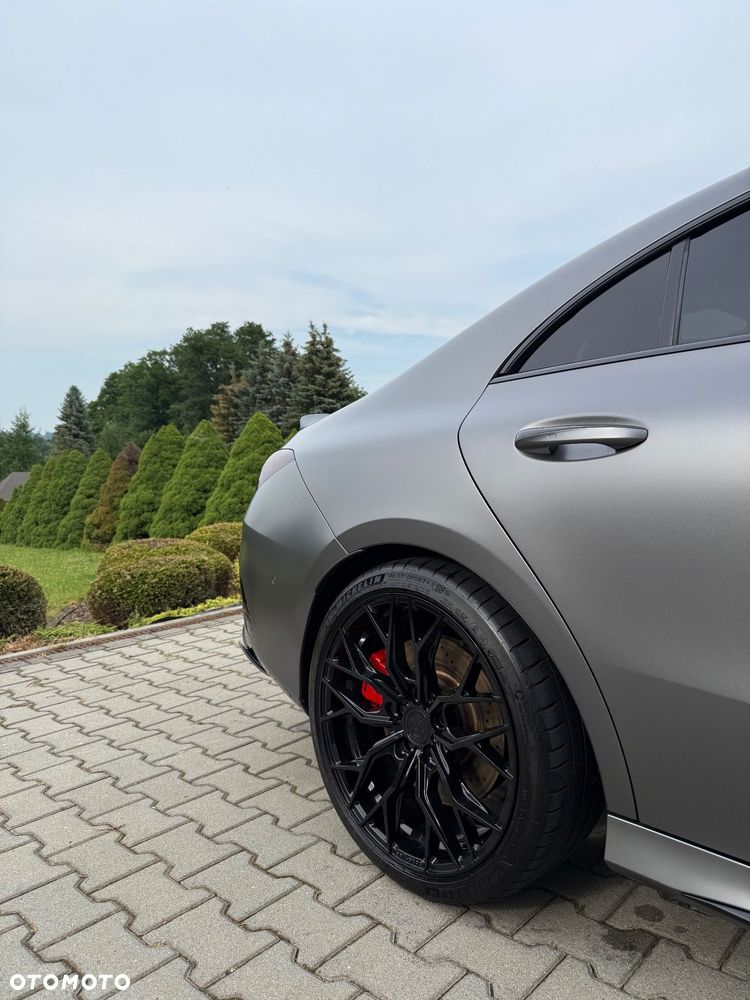 Mercedes-Benz CLA - 13