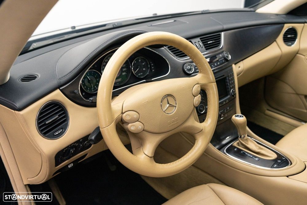 Mercedes-Benz CLS 320 CDI - 23