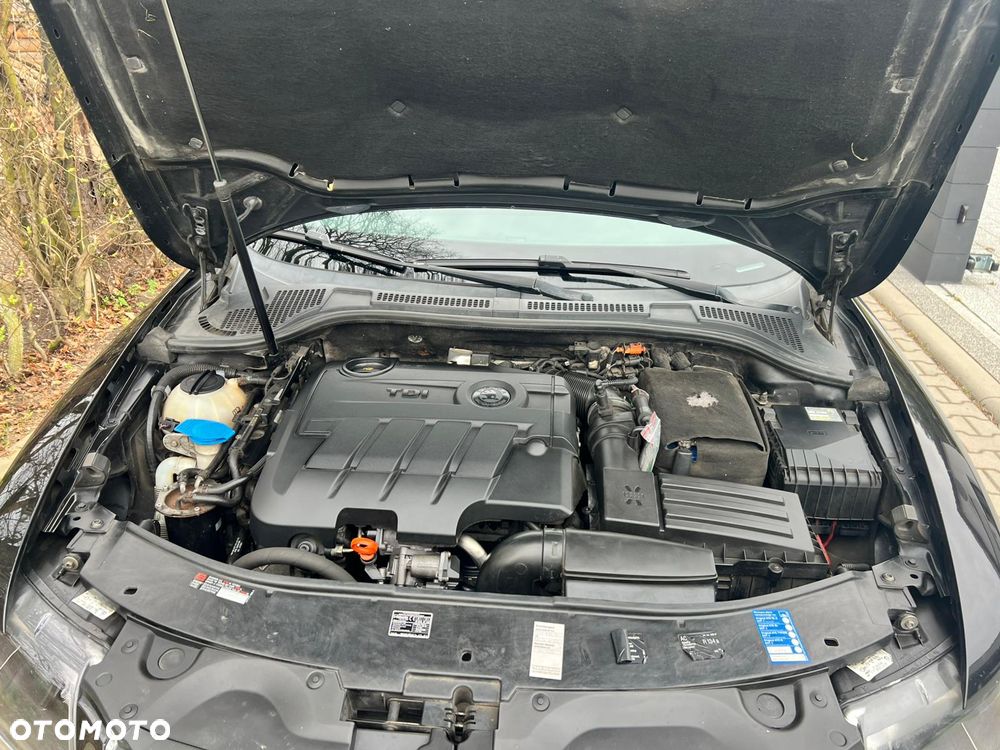 Skoda Superb 2.0 TDI DSG Elegance - 14