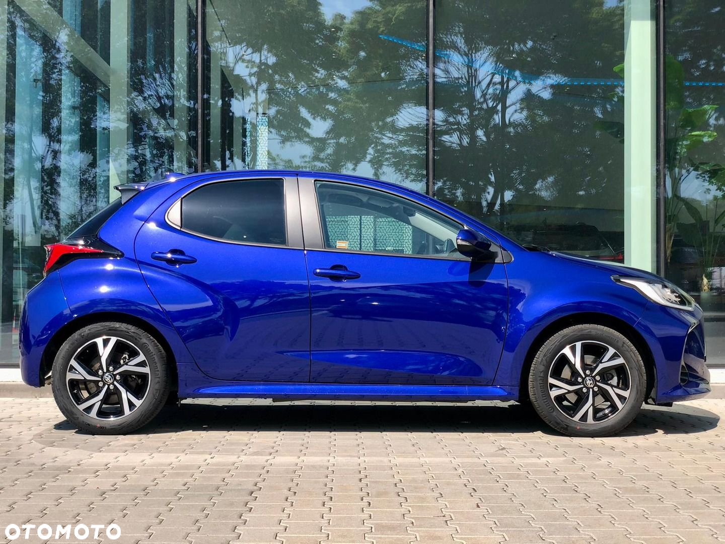 Toyota Yaris - 4