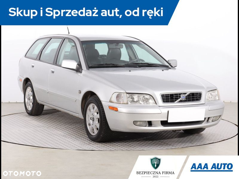 Volvo V40 - 2