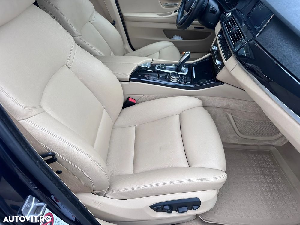 BMW Seria 5 525d xDrive Aut. Luxury Line - 14