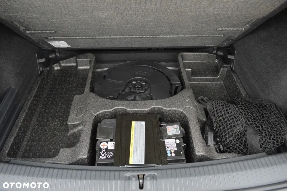 Volkswagen Tiguan - 35