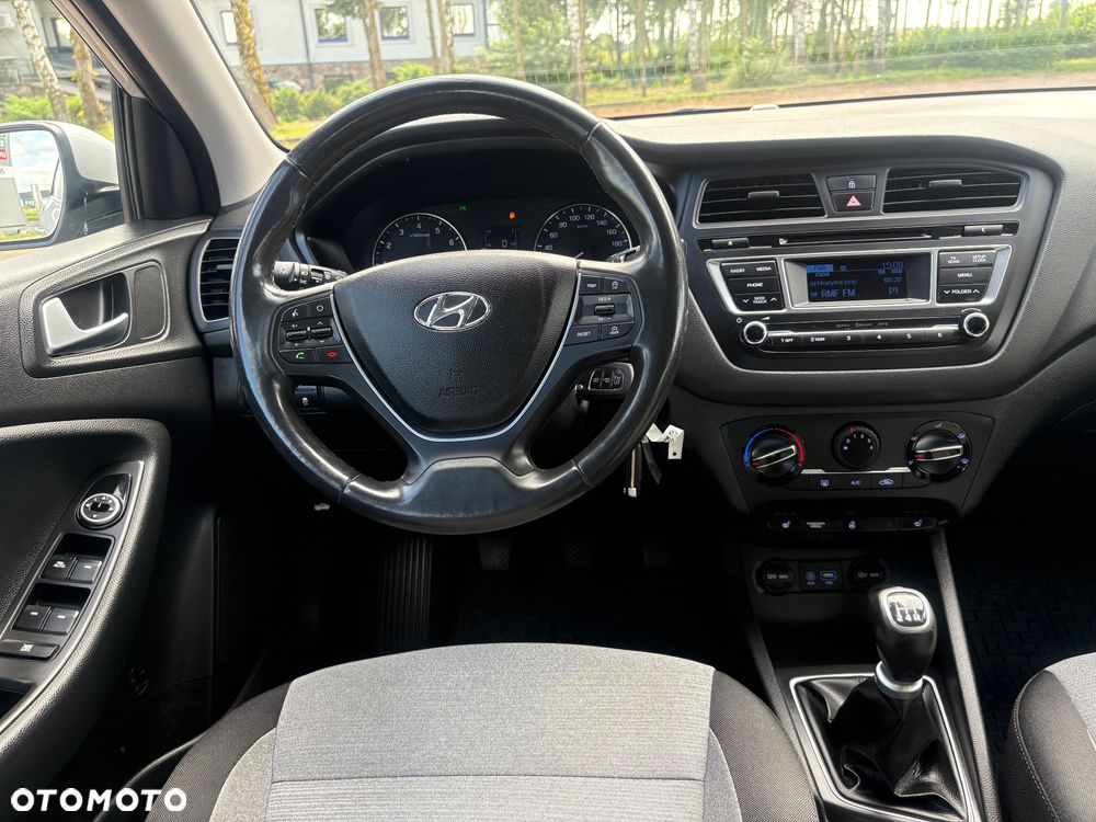 Hyundai i20 blue 1.2 Advantage+ - 7