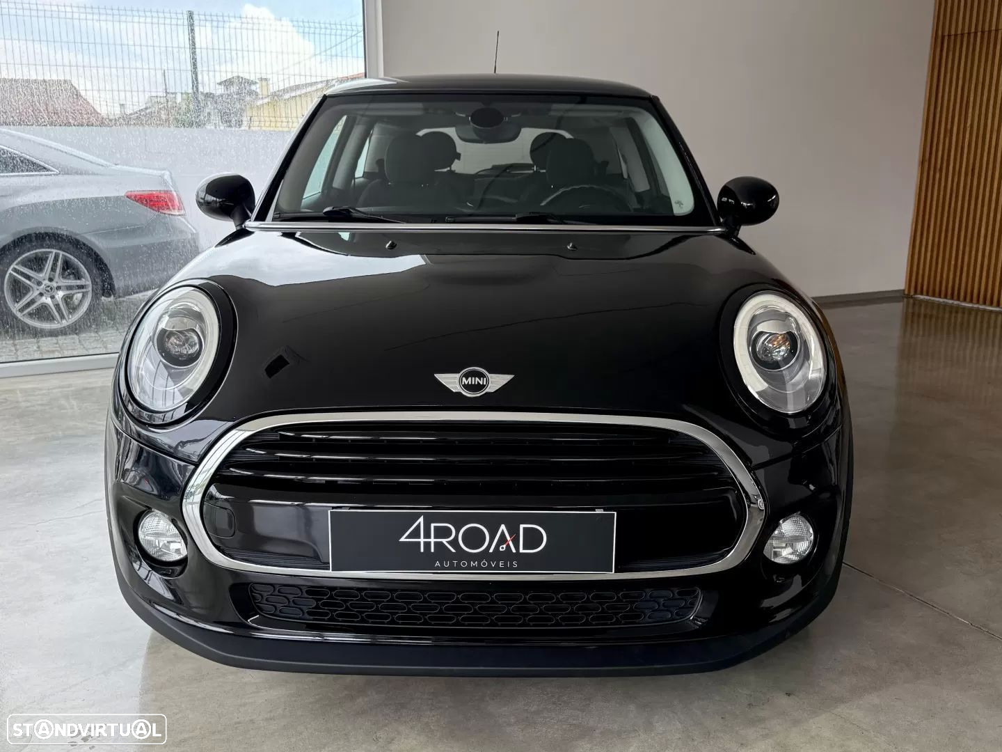 MINI 3 Portas One D - 6