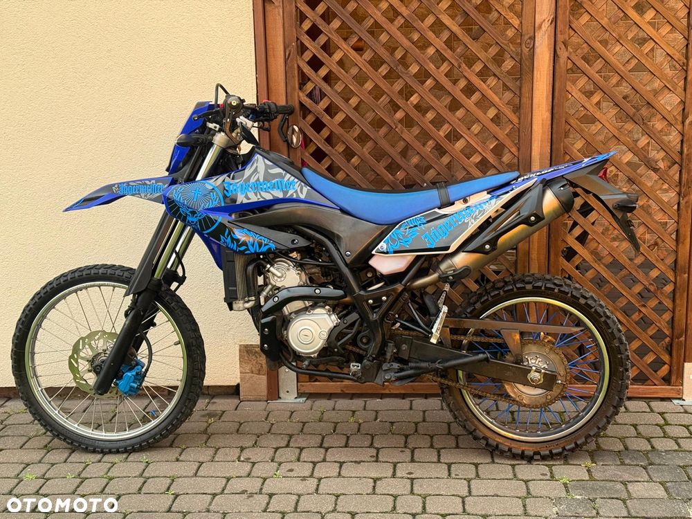 Yamaha WR - 7