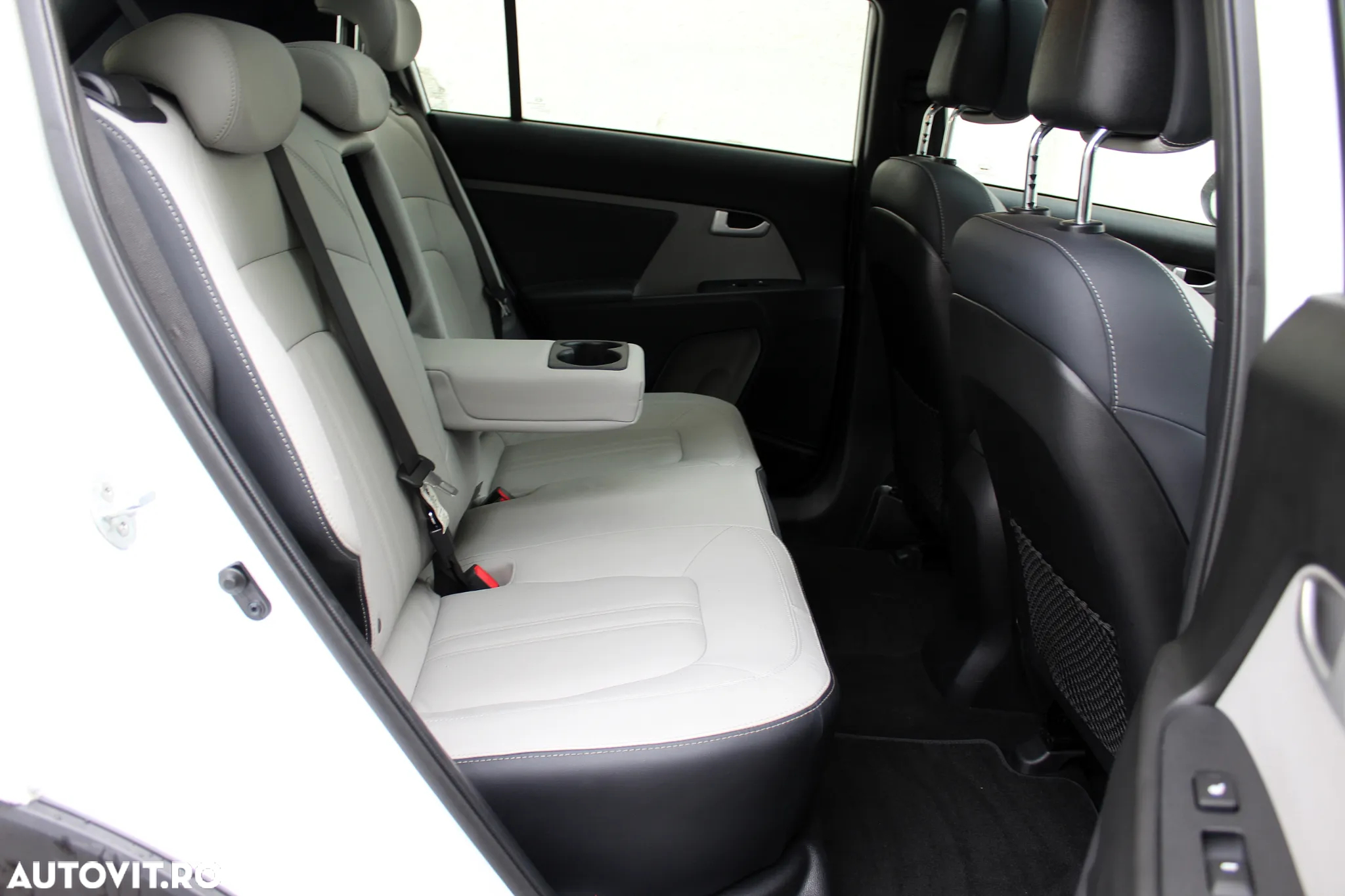 Kia Sportage 2,0 CRDI AWD Aut. Platinum - 7