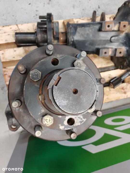 Reduktor Hurlimann 6190 Master 850330 - 8