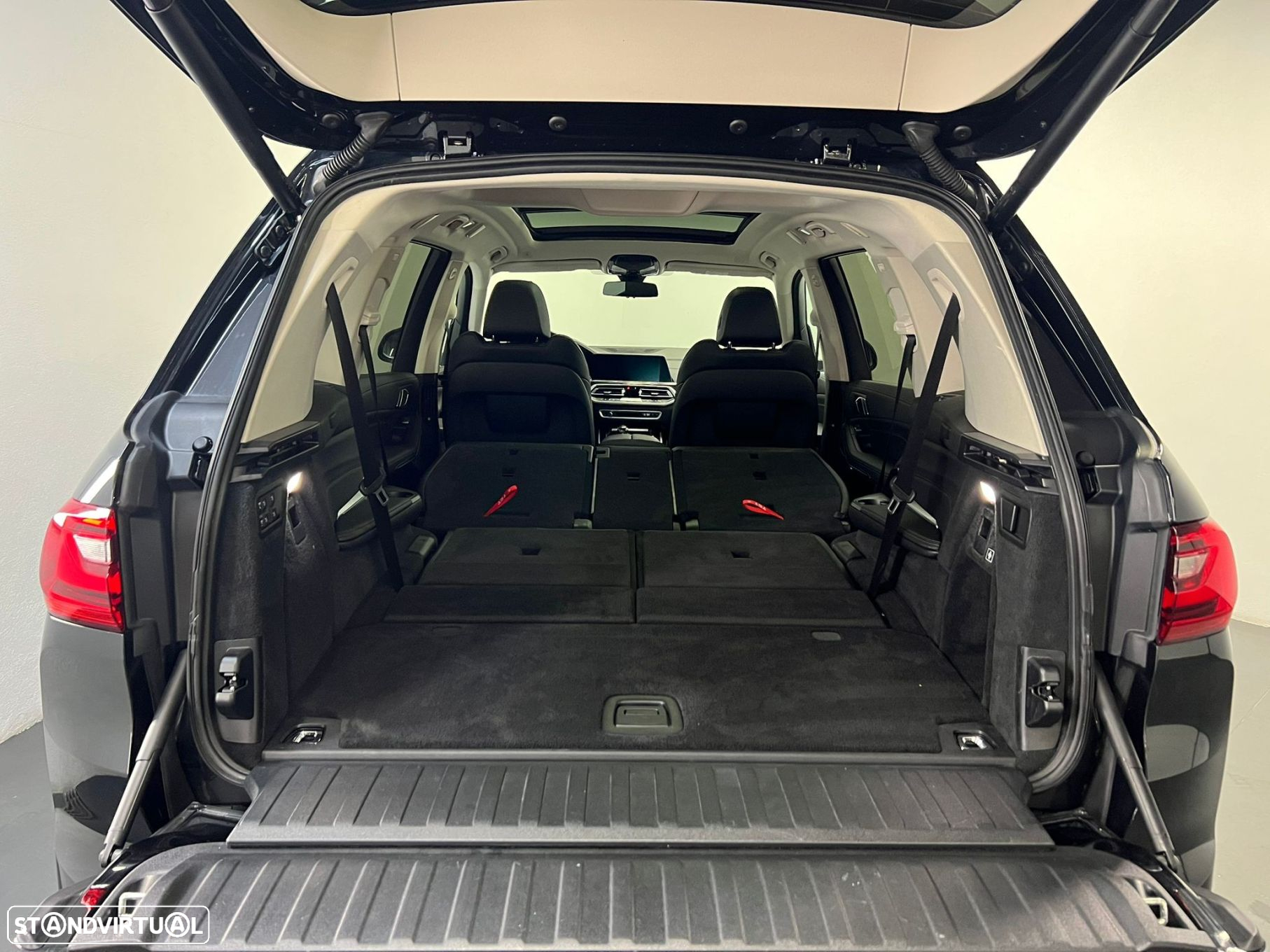 BMW X7 40 i xDrive - 29
