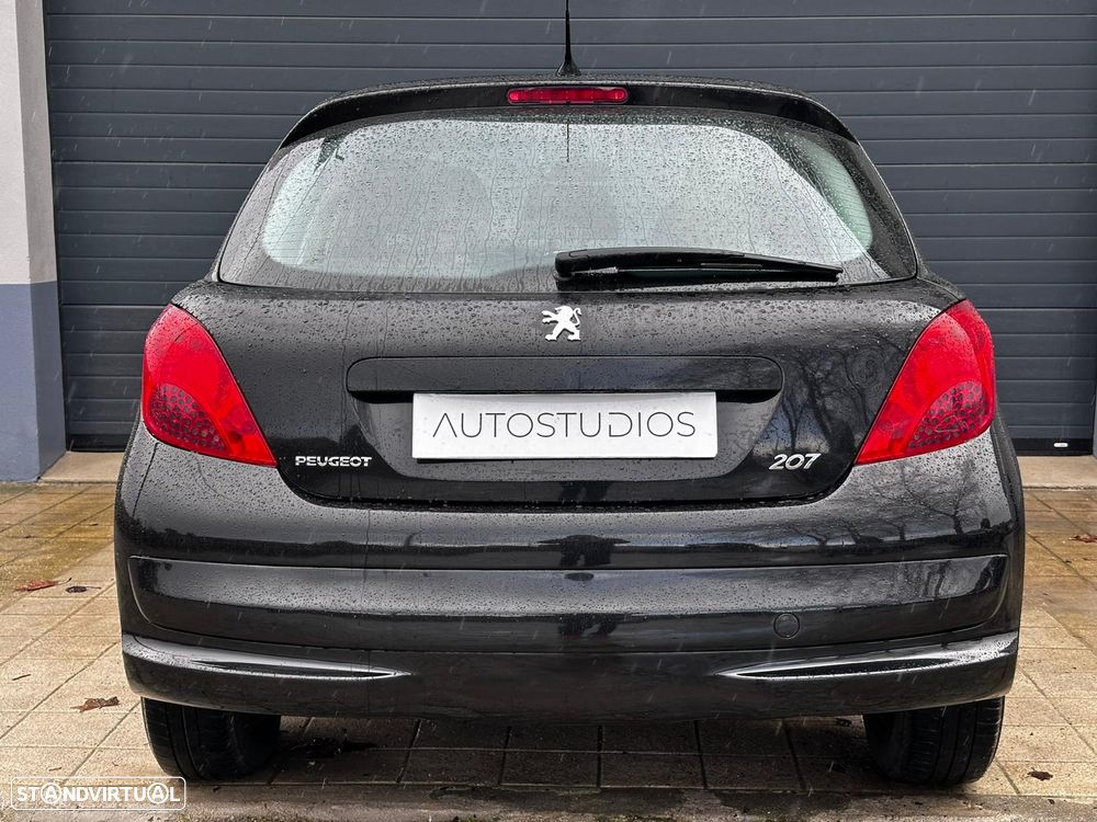 Peugeot 207 1.4 16V Active - 12