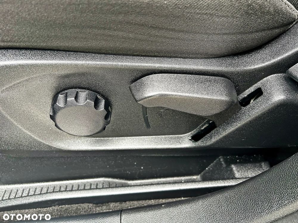 Ford S-Max 2.0 TDCi Titanium - 26