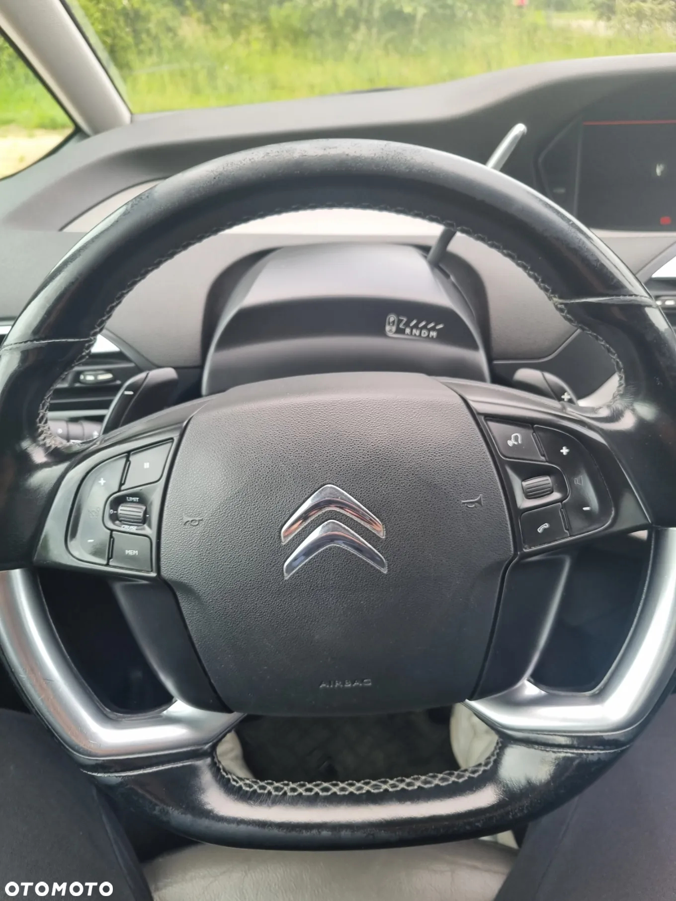 Citroën C4 Grand Picasso 1.6 THP Shine S&S EAT6 - 18