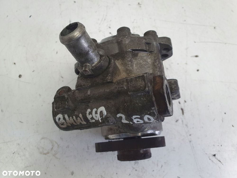 BMW E60 2.5 D POMPA WSPOMAGANIA 7693974 - 3