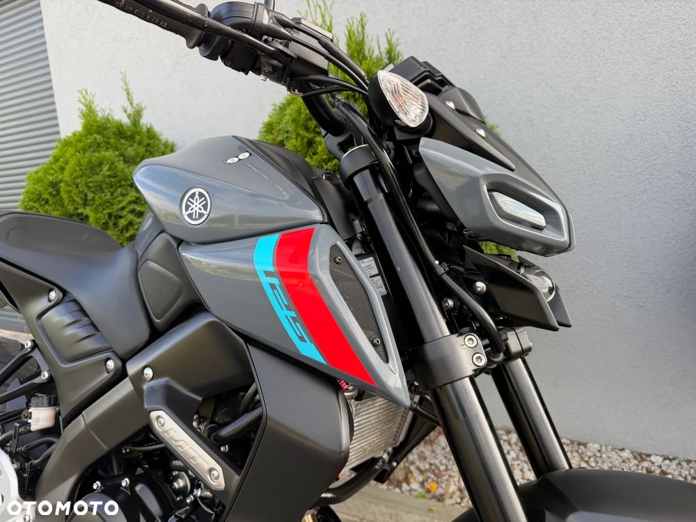 Yamaha MT - 15