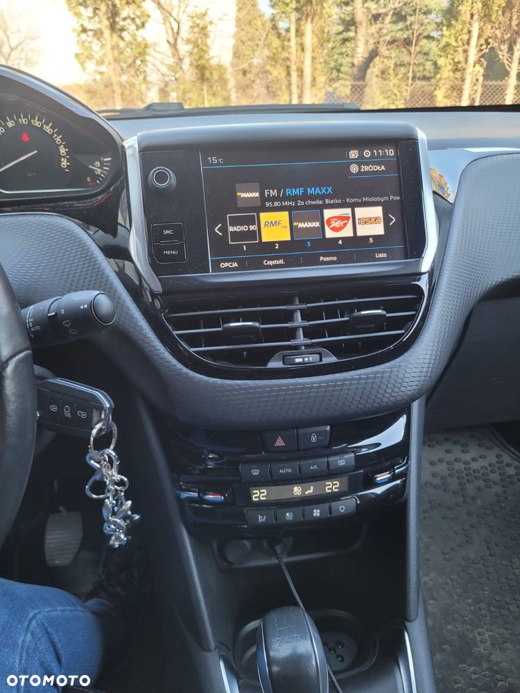 Peugeot 208 1.2 PureTech Allure - 9