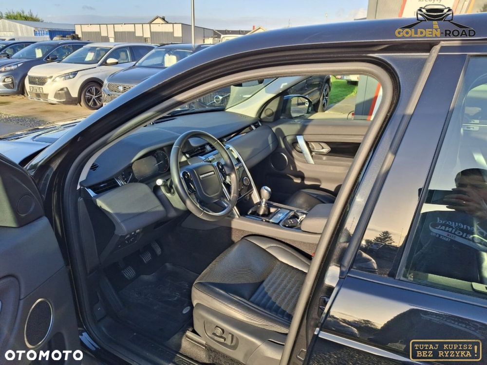 Land Rover Discovery Sport - 11