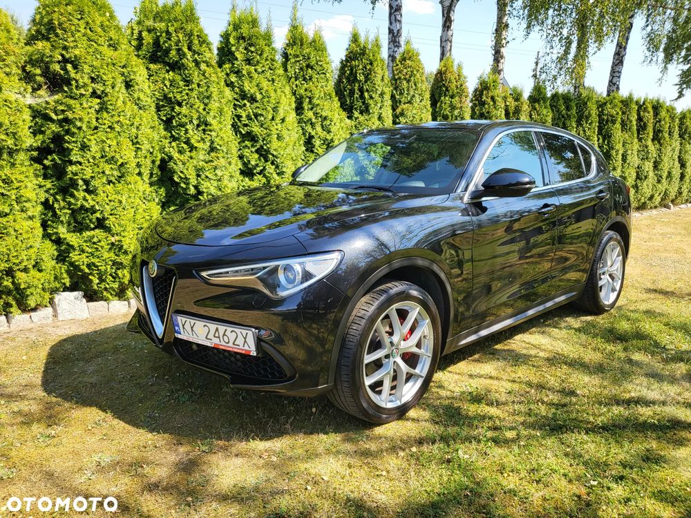 Alfa Romeo Stelvio 2.0 Turbo 16V AT8-Q4 First Edition - 1
