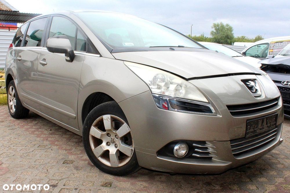 Peugeot 5008 2011 1.6THP 5FV Minivan (MASKA, ZDERZAK, LAMPA, BŁOTNIK, DRZWI, SZYBA, FOTEL) - 2