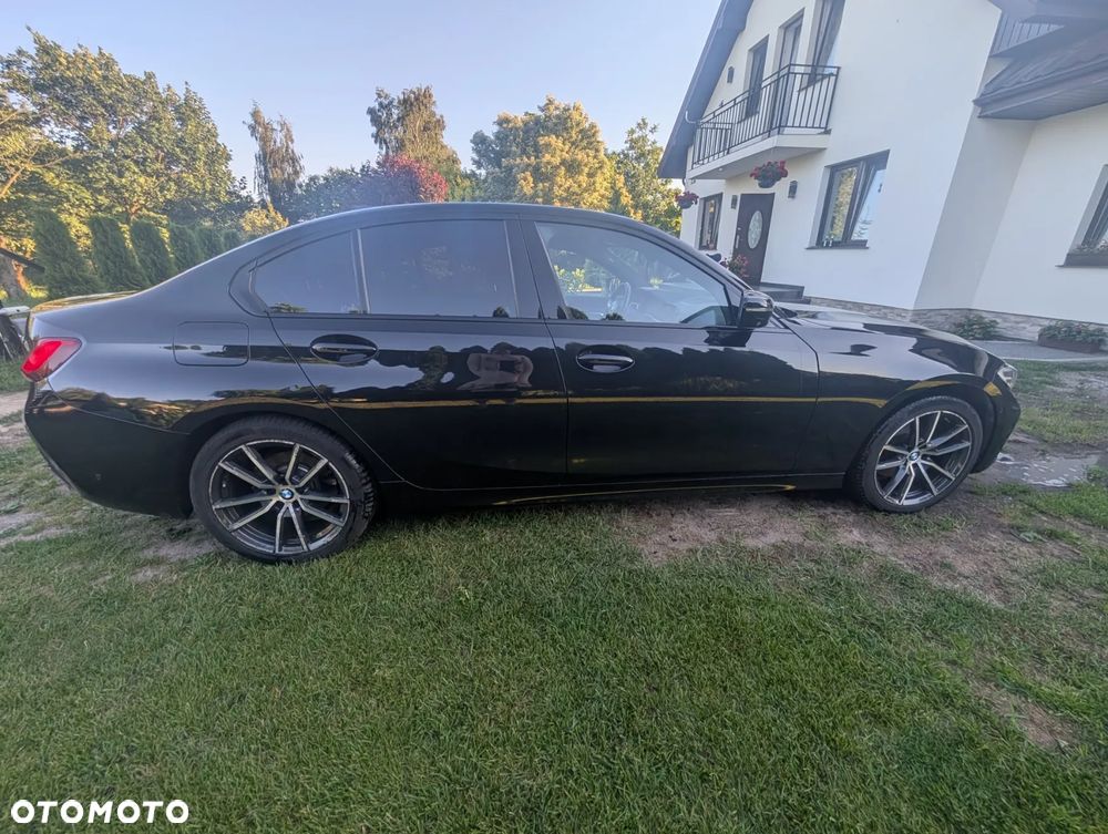 BMW Seria 3 320d Sport Line - 7