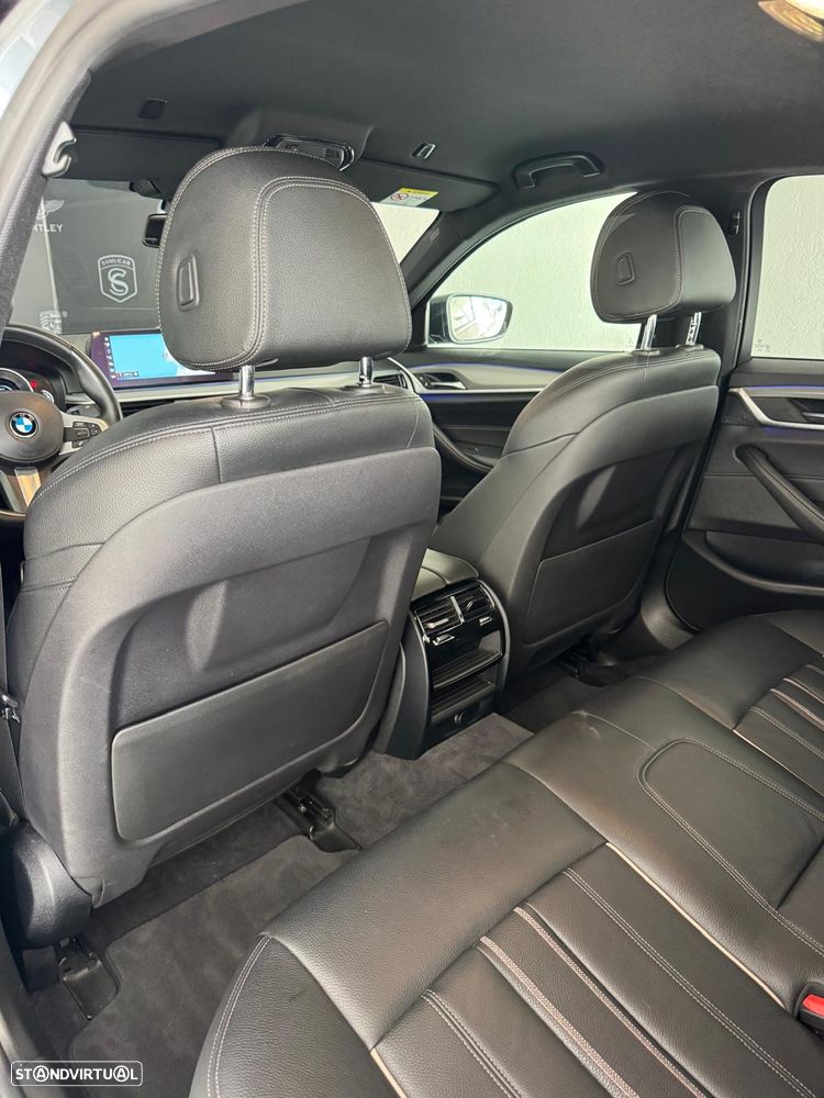 BMW 530 e iPerformance Line Luxury - 13