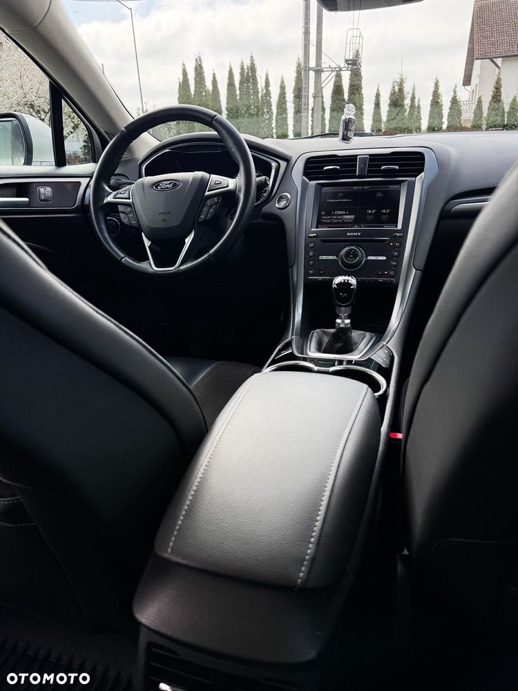 Ford Mondeo 2.0 TDCi Titanium - 14