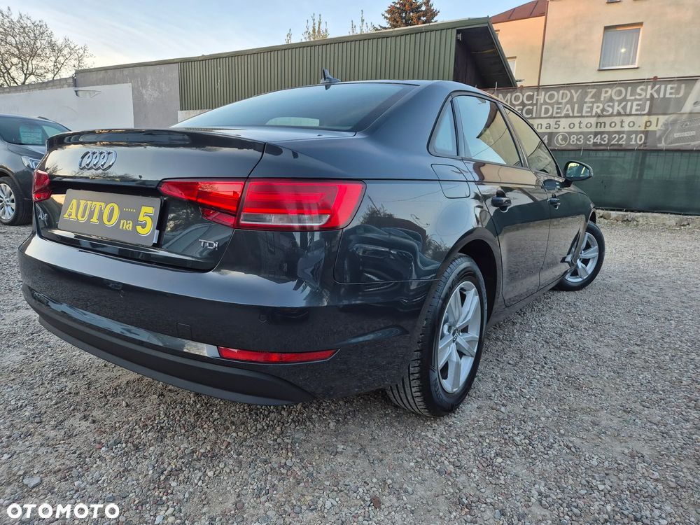 Audi A4 Limousine - 32