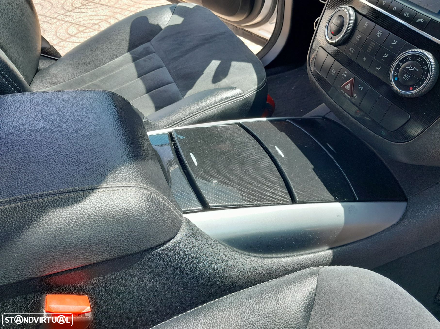 Mercedes-Benz R 320 CDi 4-Matic Longo - 40