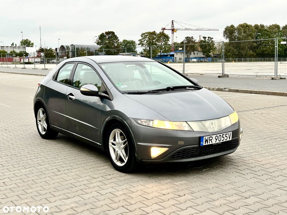 Honda Civic 1.8 Comfort - 2