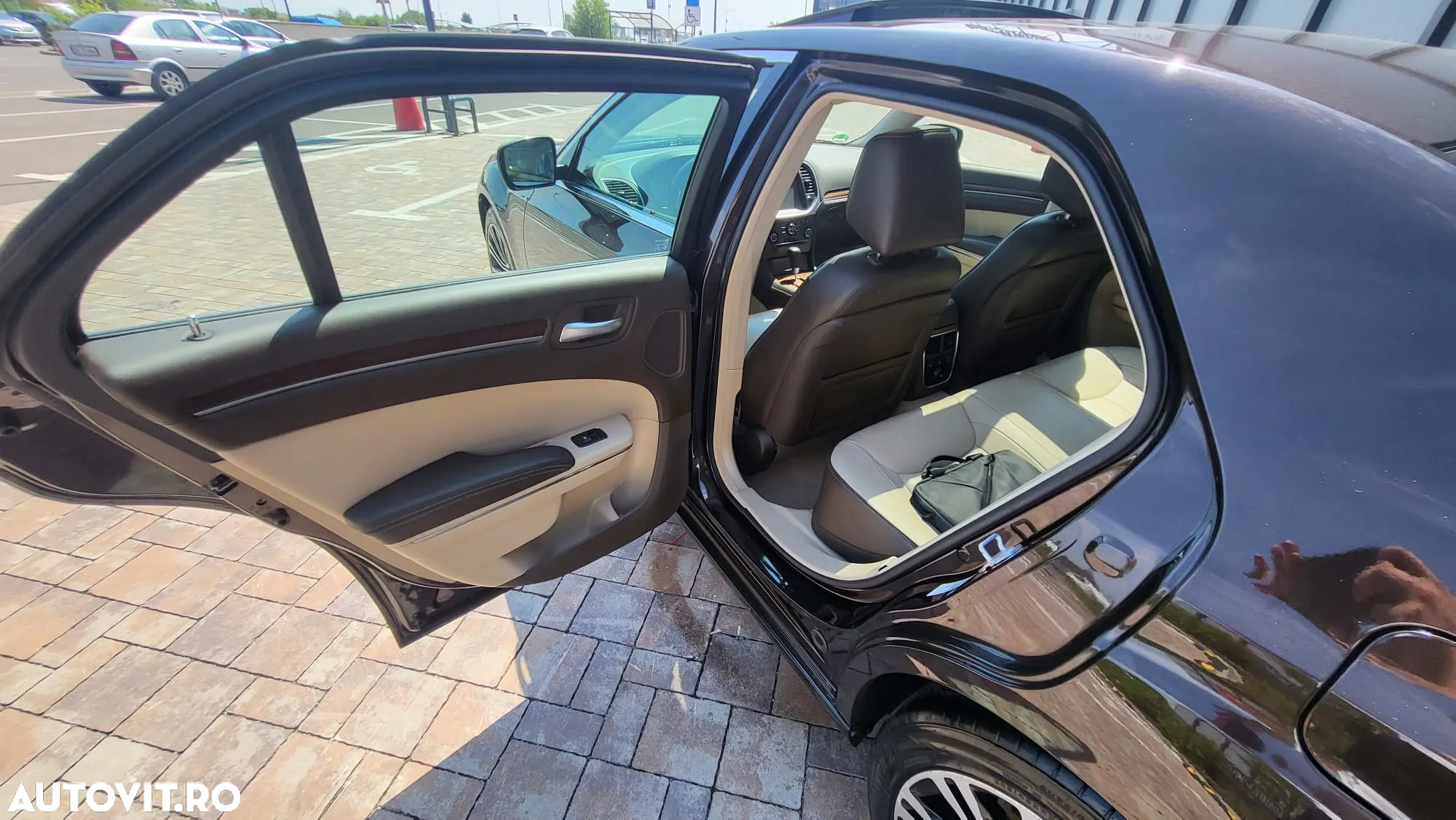 Lancia Thema 3.0 V6 CRD 24V Automatik Executive - 4