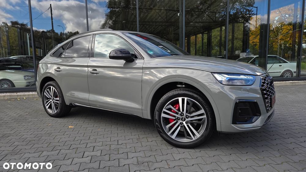 Audi Q5 Sportback - 36