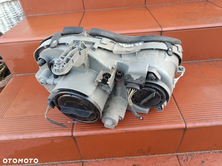 MERCEDES W209 CLK LAMPA IGŁA 2023r PRZÓD PRZEDNIA  BI XENON NIE SKRĘTNY LEWA - 9