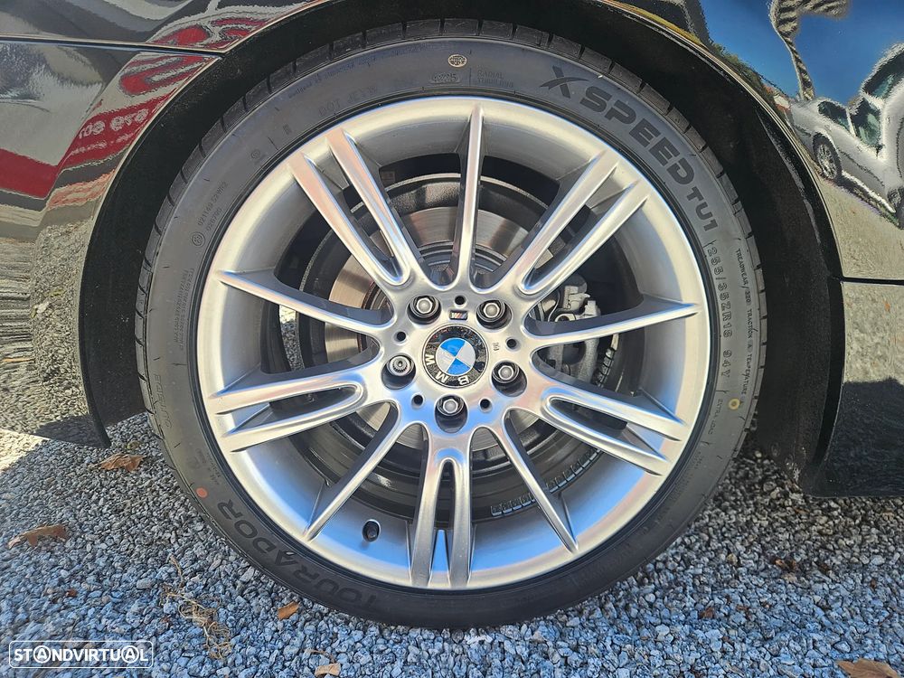 BMW 320 d Coupe Edição M - 28