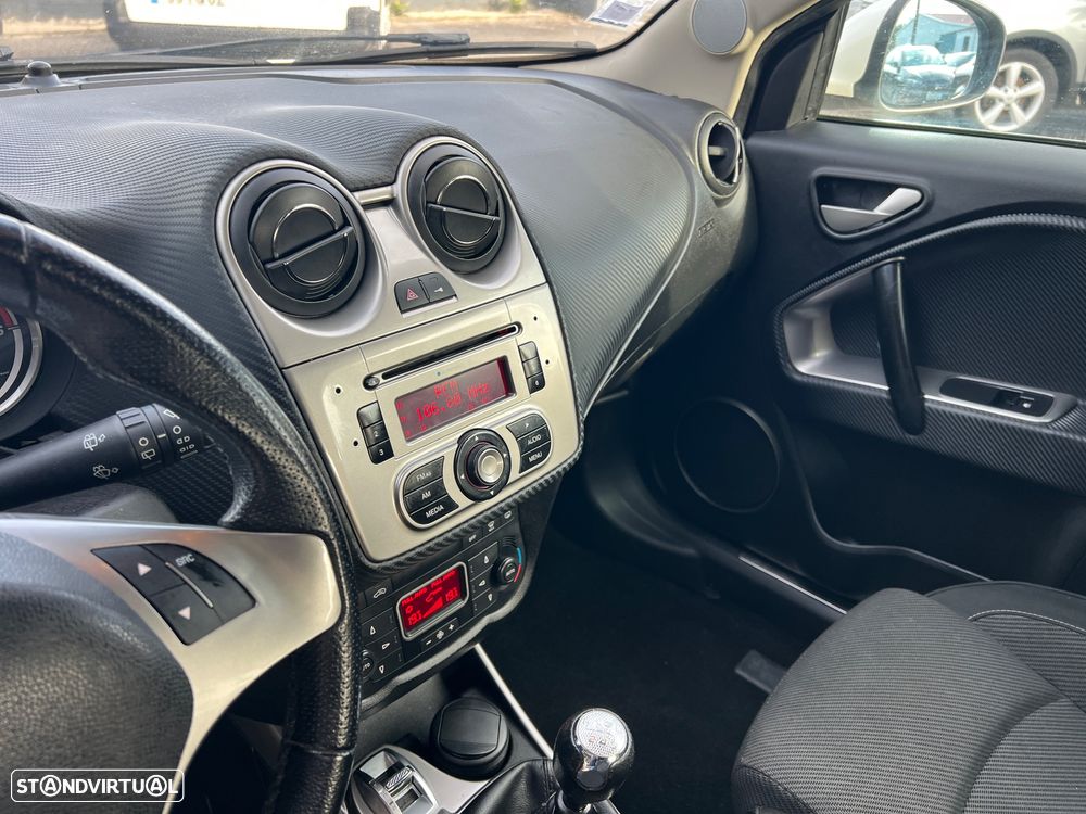 Alfa Romeo MiTo 1.3 JTD Distinctive - 23