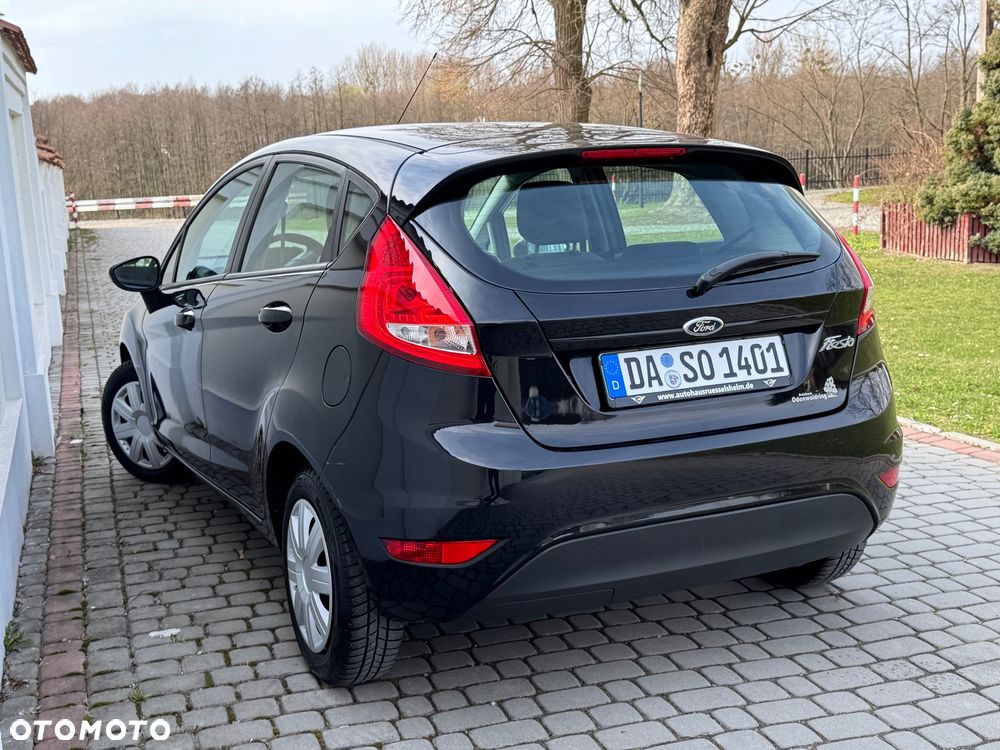 Ford Fiesta - 8