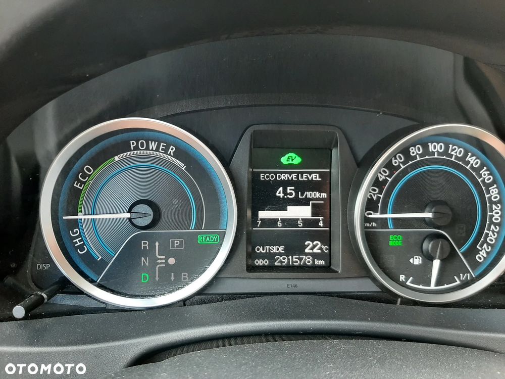 Toyota Auris - 13