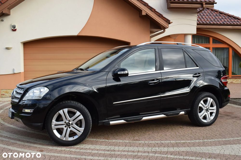 Mercedes-Benz ML - 11